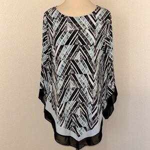Flattering Alfani Black Mint Green White Top Size 0X Similar to 14